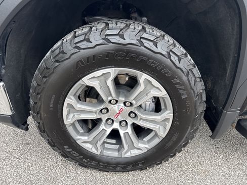 Used 2024 GMC Sierra 1500 SLE w/ X31 Off-Road Package AWD/4WD image 12