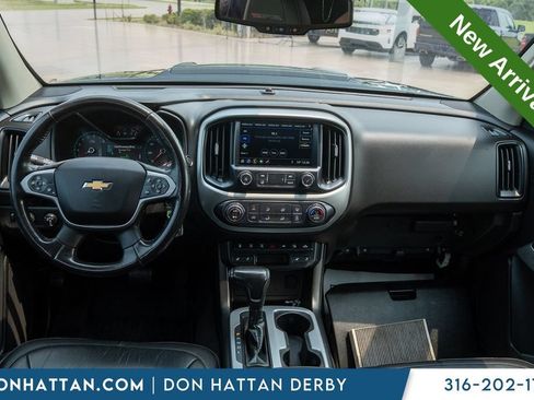 Used 2019 Chevrolet Colorado ZR2 w/ ZR2 Midnight Special Edition AWD/4WD image 4