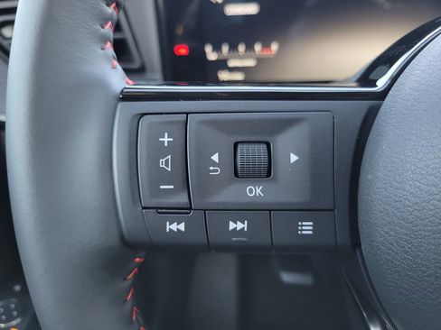 New 2026 Nissan Kicks SR w/ SR Premium Package image 5