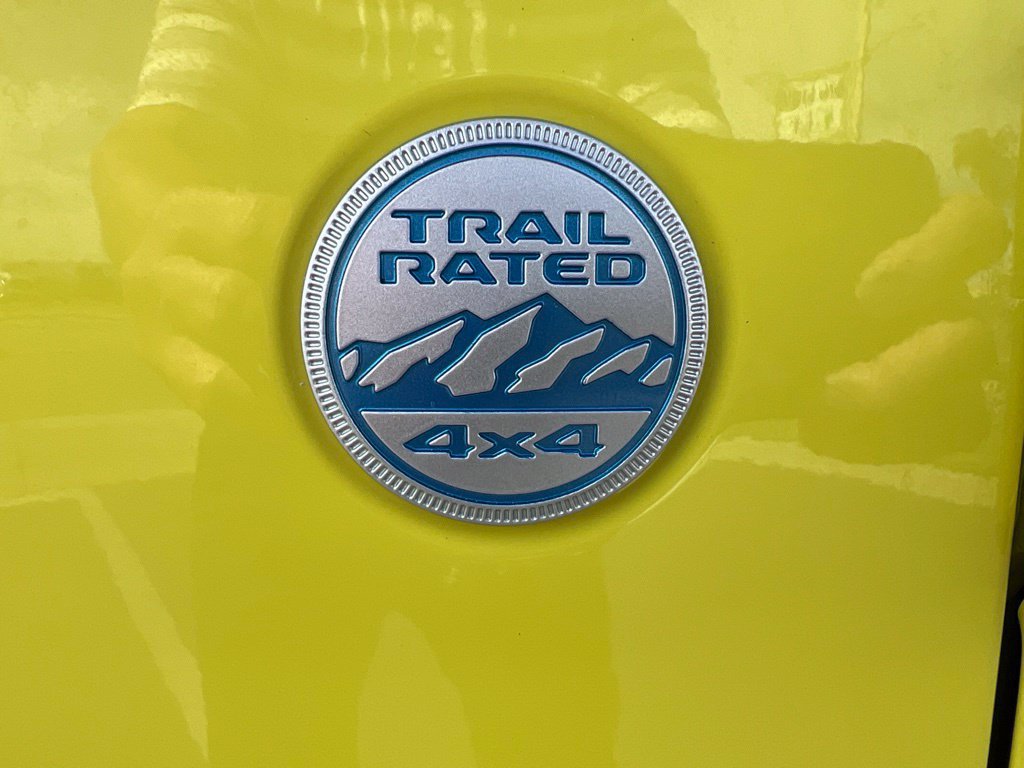 Used 2023 Jeep Wrangler Unlimited Sahara AWD/4WD image 23