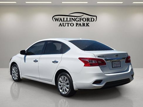 Used 2017 Nissan Sentra SV FWD image 3