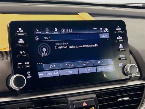 Used 2020 Honda Accord Sport image 10