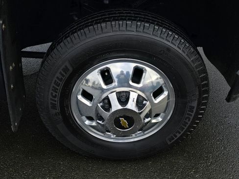 Used 2023 Chevrolet Silverado 3500 High Country image 41