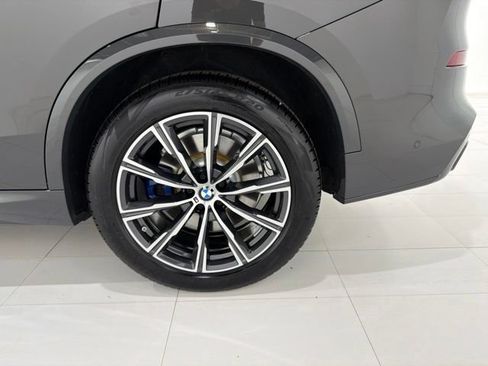 Used 2026 BMW X5 xDrive50e w/ M Sport Package AWD/4WD image 44