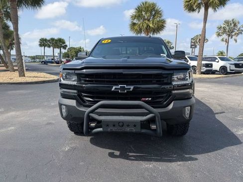 Used 2018 Chevrolet Silverado 1500 LTZ Z71 w/ LTZ Plus Package AWD/4WD image 9
