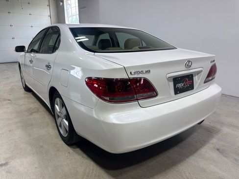 Used 2005 Lexus ES 330 FWD image 4