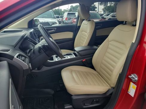 Certified 2024 Ford Edge SEL w/ Convenience Package AWD/4WD image 8