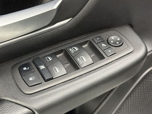 Used 2023 RAM 1500 Big Horn AWD/4WD image 14