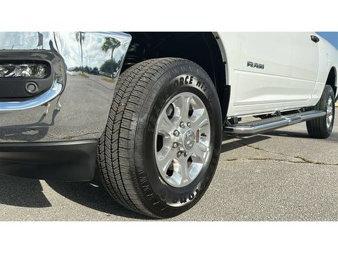 Used 2025 RAM 2500 Big Horn AWD/4WD image 9