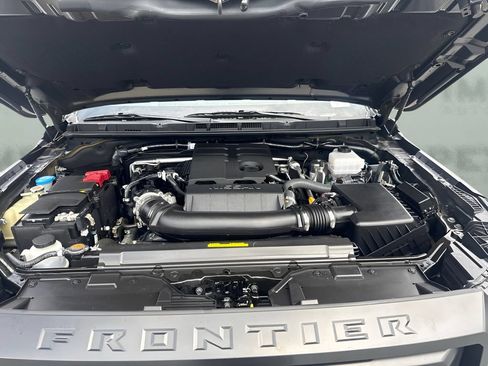 Used 2024 Nissan Frontier Pro-X RWD image 24