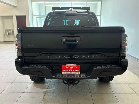 Used 2023 Toyota Tacoma TRD Sport image 5