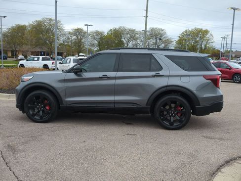 Used 2023 Ford Explorer ST w/ Equipment Group 401A AWD/4WD image 5