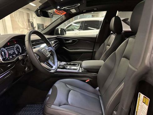 Used 2025 Audi Q8 Premium Plus w/ Premium Plus Package image 15