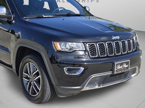 Used 2021 Jeep Grand Cherokee Limited RWD image 31
