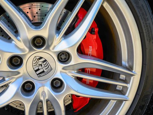 Used 2013 Porsche 911 Carrera 4S image 75