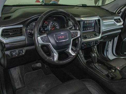 Used 2019 GMC Acadia SLT image 5