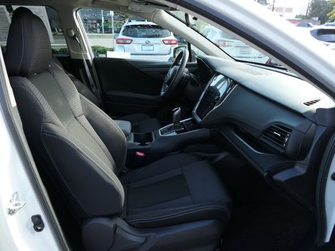 Certified 2025 Subaru Outback Premium image 25
