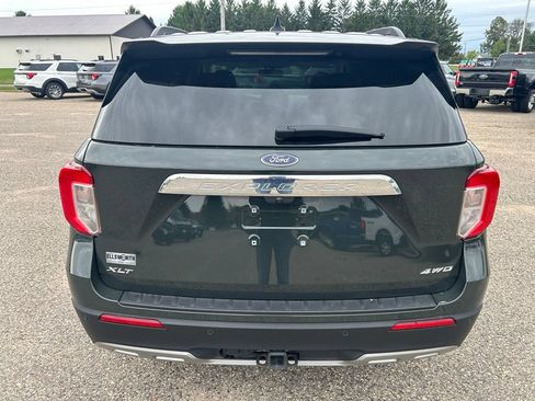 Used 2024 Ford Explorer XLT w/ Equipment Group 202A AWD/4WD image 6