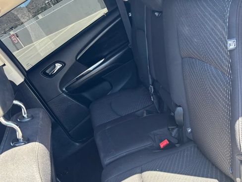 Used 2013 Dodge Journey SXT w/ Flexible Seating Group FWD image 16