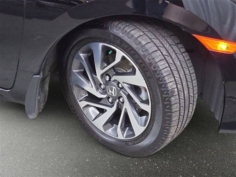 Used 2017 Honda Civic EX image 32