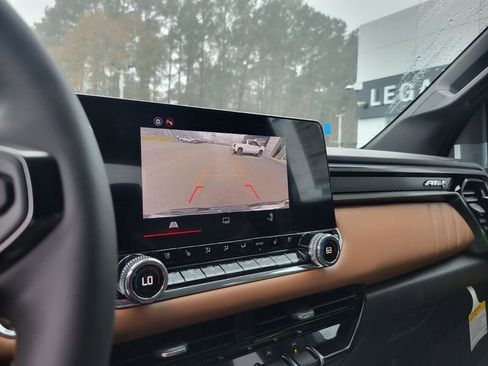 New 2026 GMC Canyon AT4 w/ AT4 Premium Package image 13