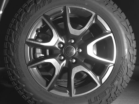 Used 2025 Jeep Compass Trailhawk image 12