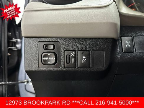 Used 2014 Toyota RAV4 LE AWD/4WD image 10