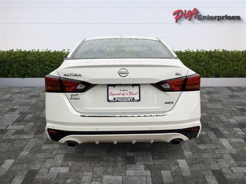 Used 2023 Nissan Altima 2.5 SL AWD/4WD image 12
