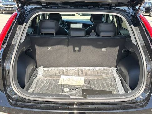 New 2025 Kia Niro EX Touring FWD image 25