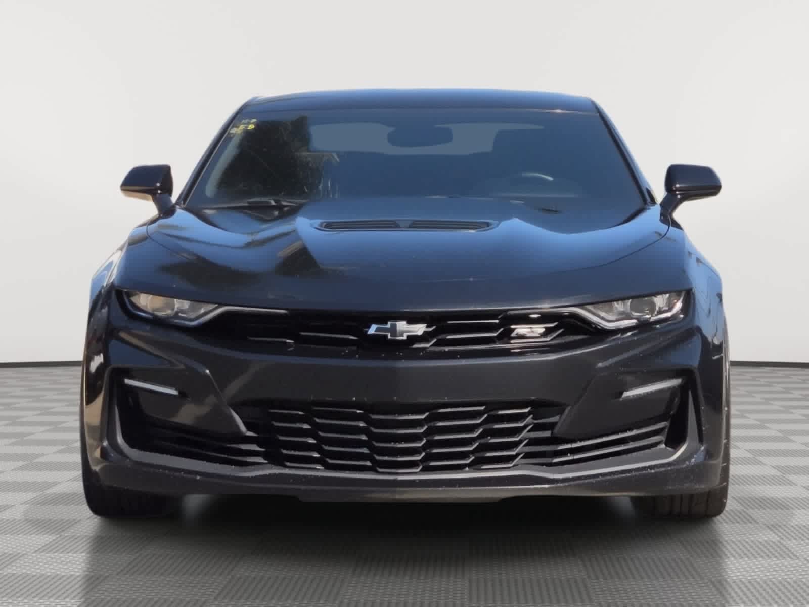 Used 2021 Chevrolet Camaro LT w/ RS Package RWD image 2