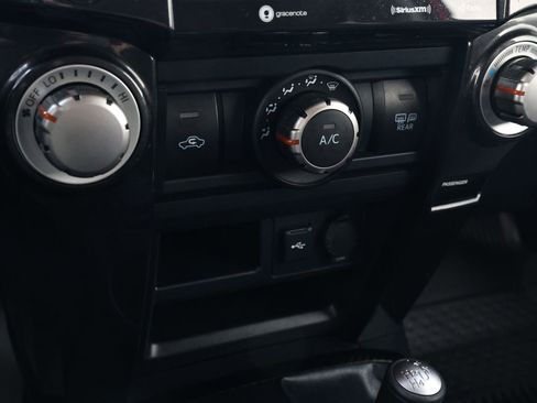 Used 2021 Toyota 4Runner TRD Off-Road Premium image 21