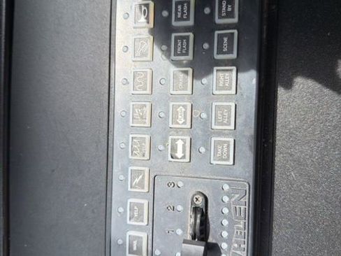 Used 2020 Ford F150 XL image 44