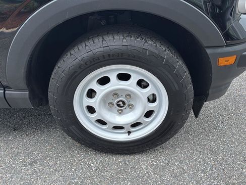 Certified 2024 Ford Bronco Sport Heritage image 32