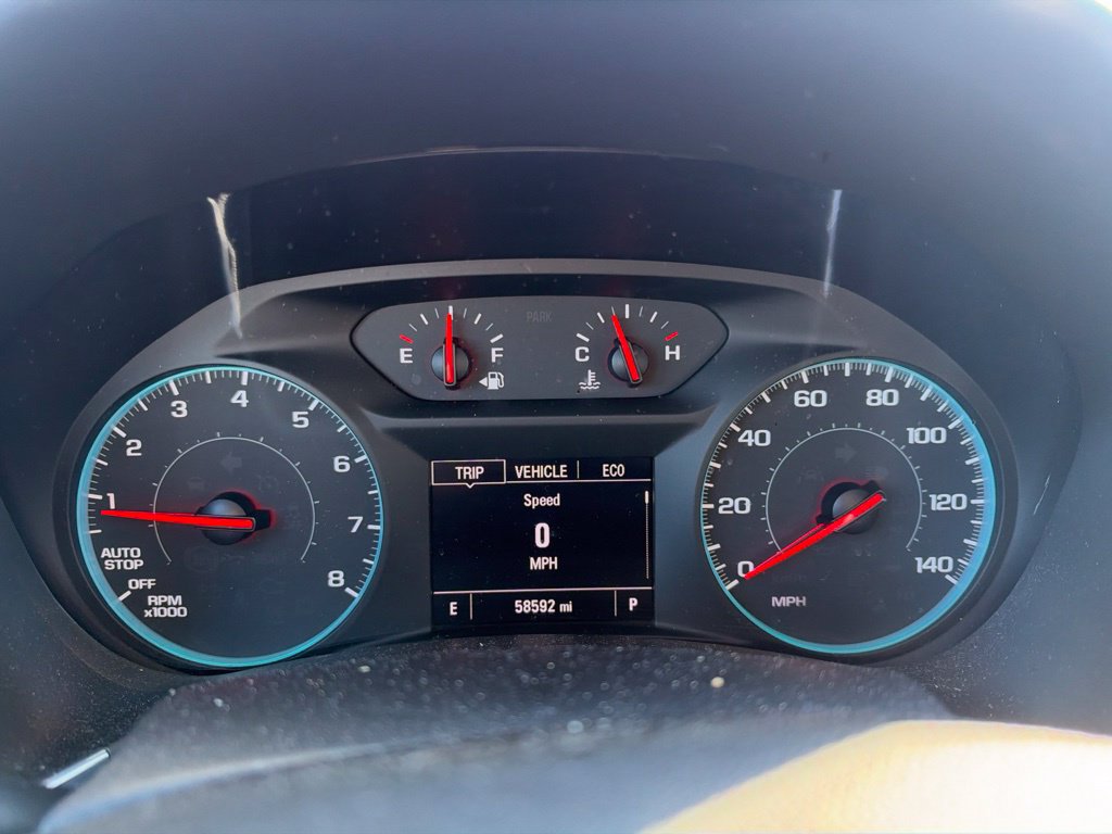 Used 2018 Chevrolet Equinox LT FWD image 12