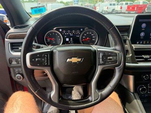 Used 2021 Chevrolet Suburban Premier AWD/4WD image 37