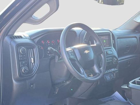 Used 2024 Chevrolet Silverado 1500 Custom Trail Boss w/ LPO, Dark Essentials Package AWD/4WD image 9
