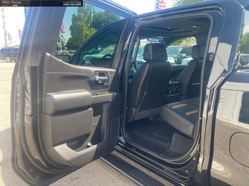 Used 2020 GMC Sierra 1500 AT4 w/ AT4 Premium Package AWD/4WD image 11