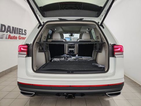 New 2026 Volkswagen Atlas SE FWD image 37