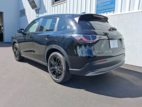 Used 2026 Honda HR-V Sport image 3