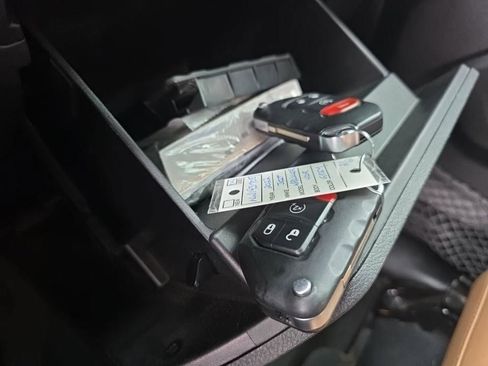 Used 2022 Jeep Wrangler Unlimited Rubicon 4xe w/ Steel Bumper Group image 17