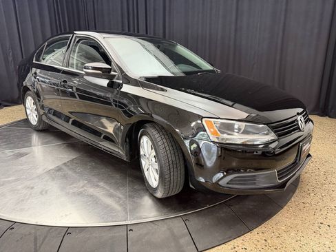 Used 2013 Volkswagen Jetta SE FWD image 6