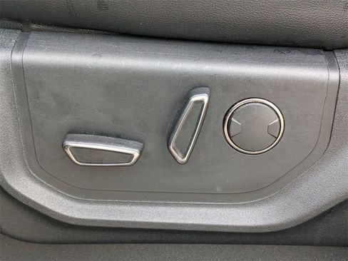 Used 2019 Ford F150 Raptor w/ Equipment Group 802A Luxury image 25