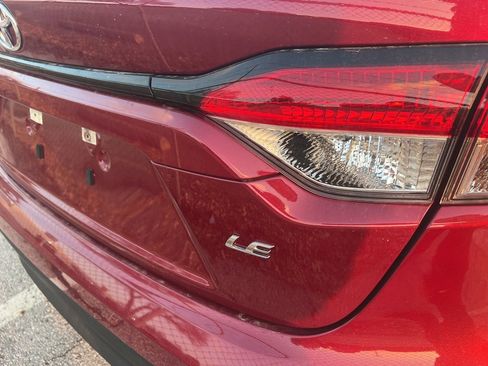 Used 2025 Toyota Corolla LE image 12