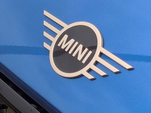 New 2026 MINI Cooper 4-Door Hardtop image 12