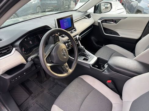 Used 2025 Toyota RAV4 XLE w/ Weather Package AWD/4WD image 20