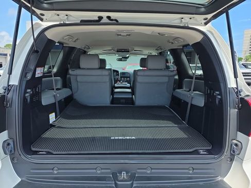 Used 2021 Toyota Sequoia Platinum AWD/4WD image 30