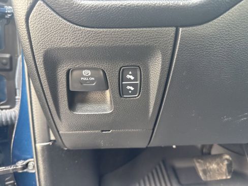 Used 2023 RAM 1500 Big Horn image 12