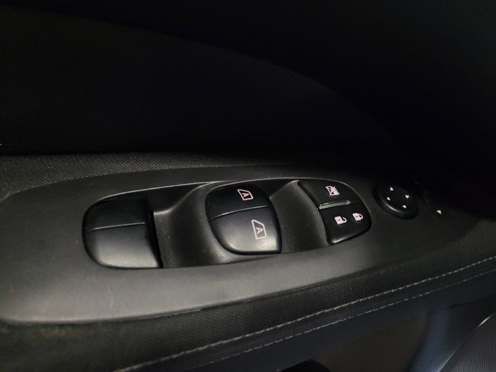 Used 2017 Nissan Pathfinder SV AWD/4WD image 27