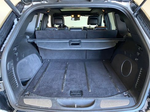 Used 2015 Jeep Grand Cherokee Overland w/ Advanced Technology Group image 32