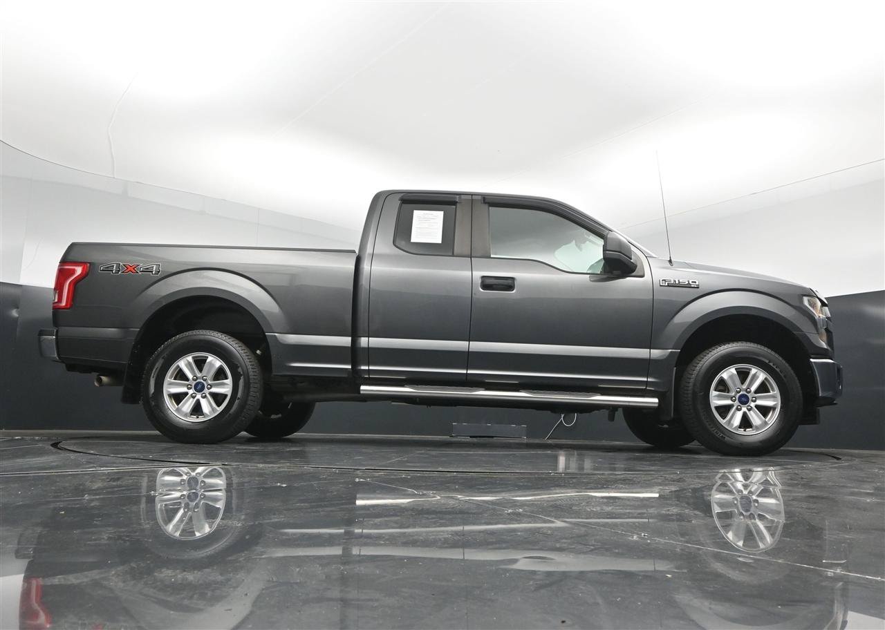Used 2017 Ford F150 XL w/ Equipment Group 101A Mid AWD/4WD image 30